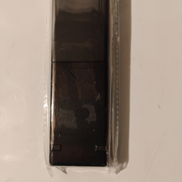 Universal Remote Control with Netflix Button - Picture 6 of 6